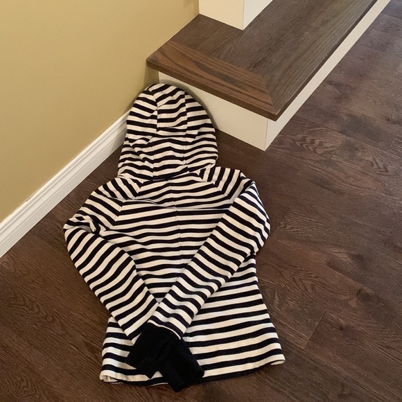 🍋Lululemon black / white size 4 hoody - Picture 5 of 6